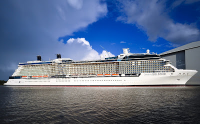 Solstice Celebrity on Blog De Cruceros N   1  El Celebrity Solstice Navega Por Primera Vez