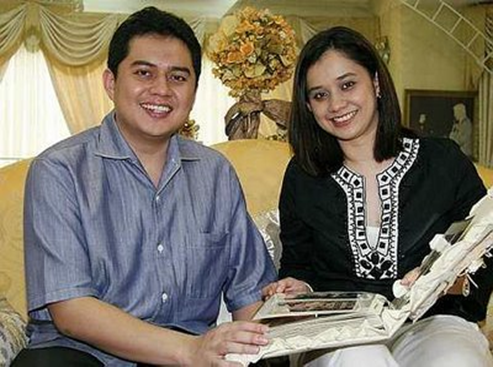 Murai Anak Emas Puteri Zainah Binti Iskandar First Lady Rosmah Dah Second
