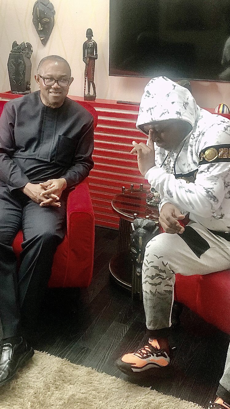 223 Presidential candidate for Labour Party (LP), di "Papa, Mama and Pikin" Party, wey dem dey call Peter Obi witi Charly Boy