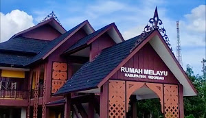 20 Tahun Menanti,Akhirnya Rumah Adat Melayu Berdiri Megah di Kabupaten Sekadau