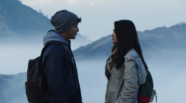 Dimas Anggara dan Michelle Ziudith mesra