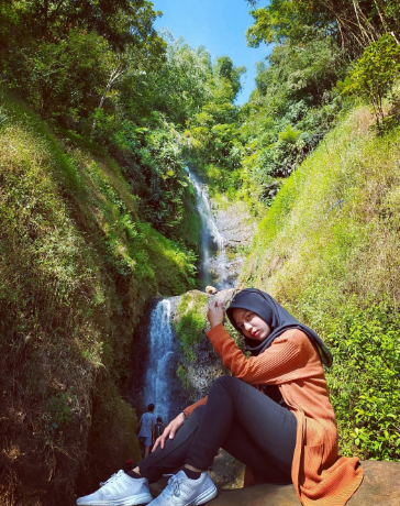 CURUG TAPAKUDA DESA SADAWANGI