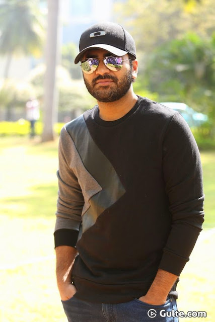 Sharvanand latest stills-Heroes gallery