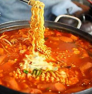 army stew, belajar makanan korea, belajar masakan korea, budae jjigae, cara membuat budae jjigae, makanan korea, masakan korea, resep budae jjigae, resep makanan korea, resep masakan korea