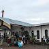 Marche 21Janvier RDC Certains chrétiens et manifestants se sont enfermés dans la cathédrale à Goma! La police à l'extérieur essaie de les faire sortir à coup de gaz lacrymogènes .