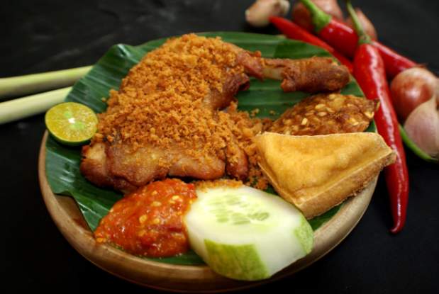 :: cerita tentang K.A.M.I ::: nasi ayam penyet