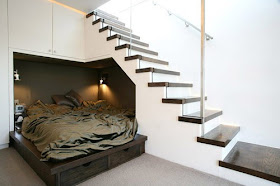 Dormitorio debajo de las Escaleras