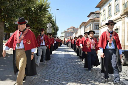 Presença prevista em Penafiel no VII Capítulo da Confraria do Presunto e da Cebola do Vale de Sousa