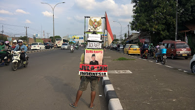 Keliling Indonesia Jalan Kaki