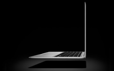 The apple company MacBook Air MD232ZA  A Gold - 13.3 - 256 GB SSD