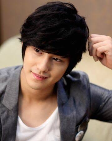 Kim bum facts