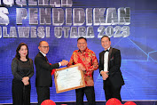 Bupati Ronald Sorongan Terima Penghargaan Kategori Daerah Pelaksana Literasi Digital