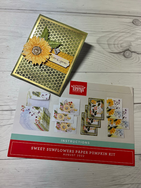 Instructions for creating floral greeting card using Sweet Sunflowers August 2022 Pape Pumpkin Kit