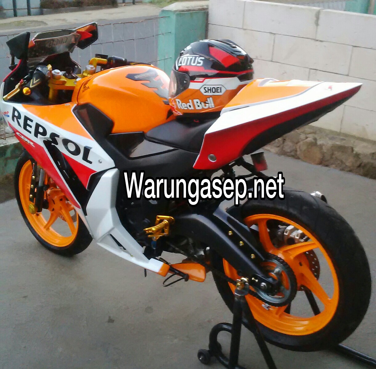 Modifikasi Motor Cbr 150 Repsol Kumpulan Modifikasi Motor Scoopy