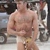 Look at this Actor Zac Efron in underwear to shoot movie