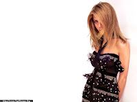 Jennifer Aniston pic 3