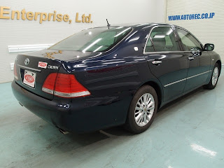 2004 Toyota Crown Royal saloon for Zambia
