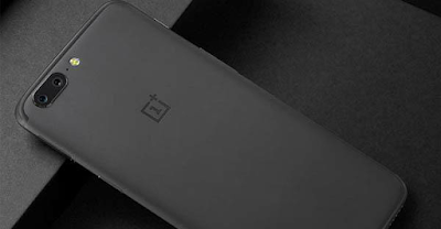 Biasanya OnePlus setiap tahunnya hanya meluncurkan satu atau dua smartphon flagship buatannya. Kini di tahun 2017, OnePlus meluncurkan OnePlus 5 dengan kemampuan dual-camera utama 16 MP + 20 MP yang dapat menghasilkan kualitas foto bagus. OnePlus 5 telah dibekali dengan prosesor Qualcomm Snapdragon 835, RAM dengan pilihan 6 GB atau 8 GB, dan penyimpanan internal dengan pilihan 64 GB atau 128 GB.