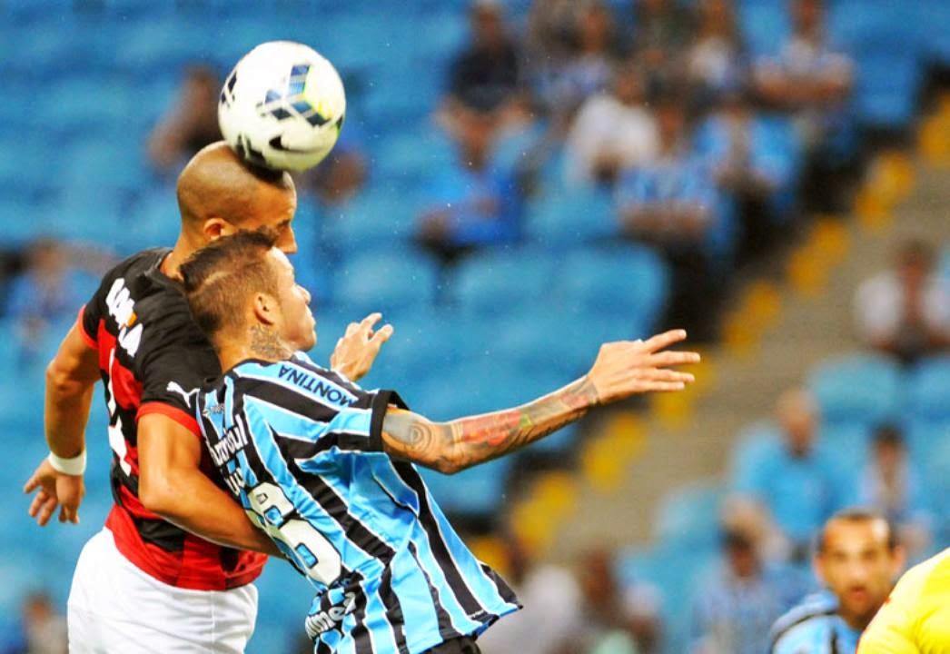 http://questoeseargumentos.blogspot.com.br/2014/11/com-gol-contra-gremio-bate-vitoria-e.html