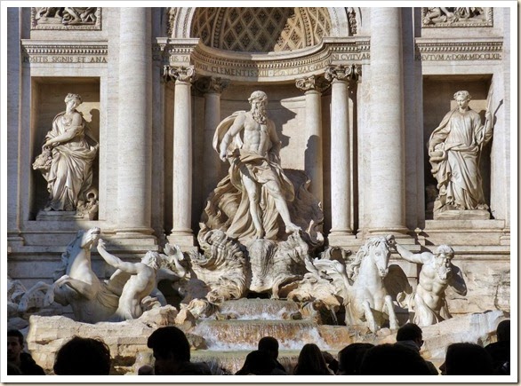 40 Fontana di Trevi