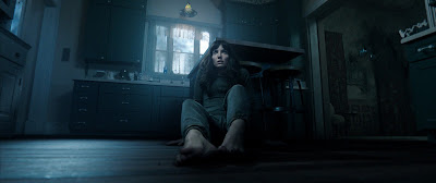 Malignant 2021 Annabelle Wallis Image 7