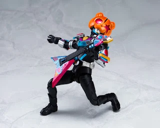 REVIEW SHFiguarts Kamen Rider Punk Jack Monster Form/Beat Form, Bandai