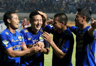 Video Cuplikan gol PERSIB vs PSM Makassar 2-1 Liga 1 5/7/2017