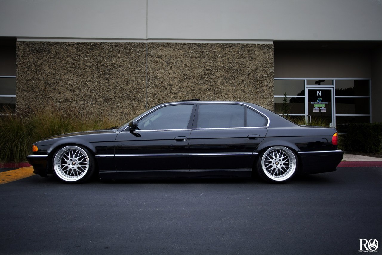 BMW E38 Long VIP Style | TUNED BIMMERS
