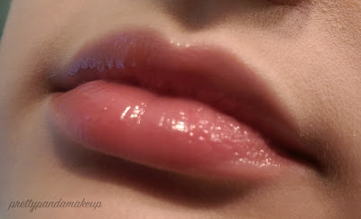 Baby lips lip gloss in berry chic swatches and review