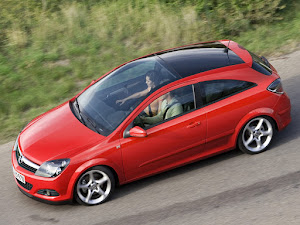 Opel Astra GTC 2007 (3)