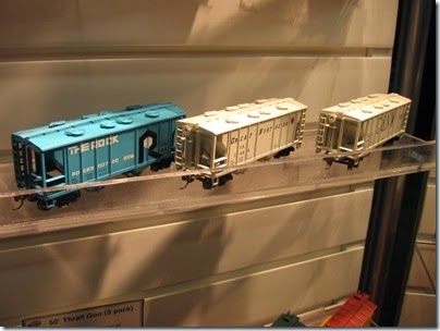 IMG_5340 HO-Scale PS-2 2-Bay Covered Hoppers by Athearn at the WGH Show in Portland, OR on February 17, 2007