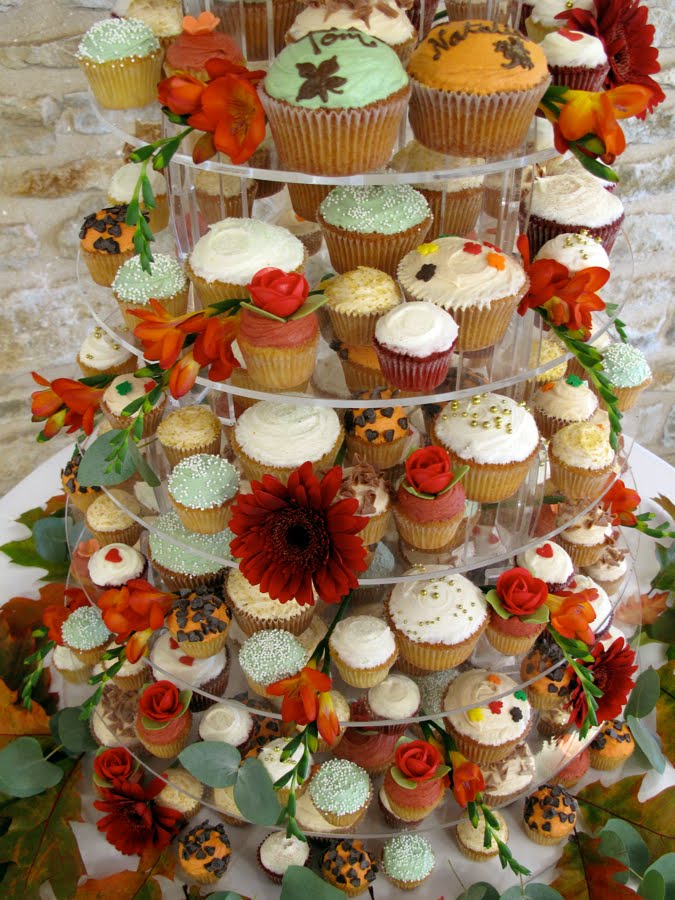 Labels cupcake tower cupcakes weddings