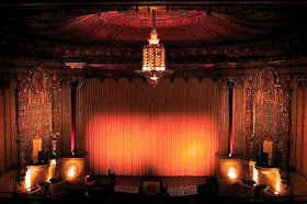 Teater Castro Bioskop Unik