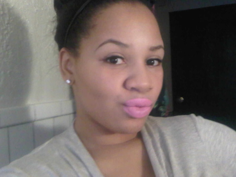 pics of nicki minaj kissing girl. love love Nicki Minaj#39;s