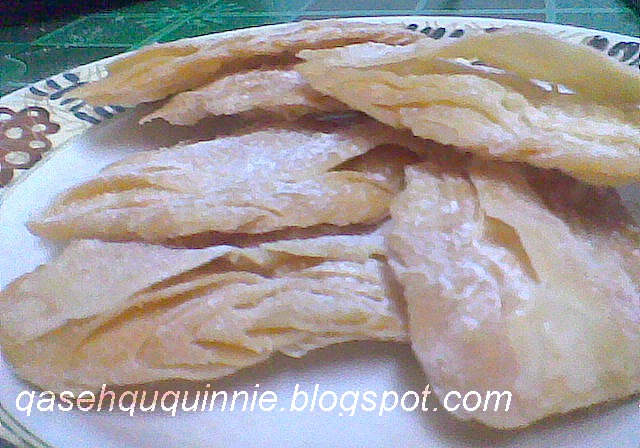 Qasehqu quinnie: Kuih tiram/ lidah buaya