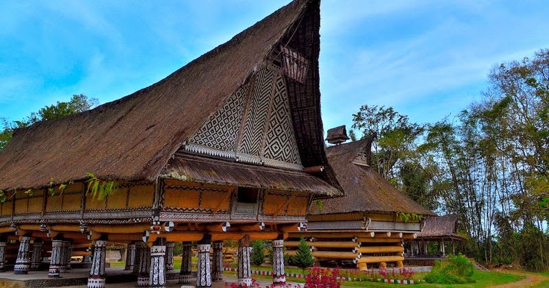 Rumah Bolon, Rumah Adat Raja Batak Sumatera Utara - TradisiKita 