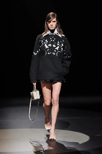 Valentino by Pierpaolo Piccioli Fall 2021 Recap by Kelly Fountain