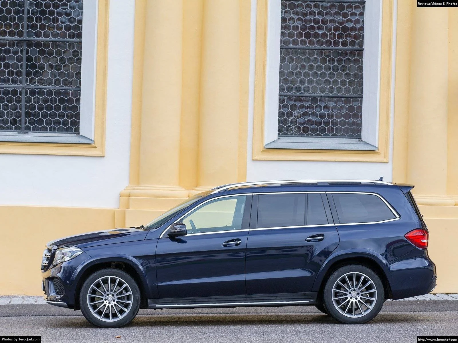 Hình ảnh xe ô tô Mercedes-Benz GLS 2017 & nội ngoại thất