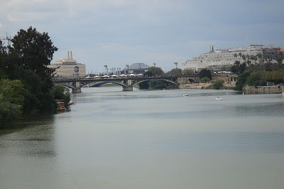 Paseo del río Guadalviquir.