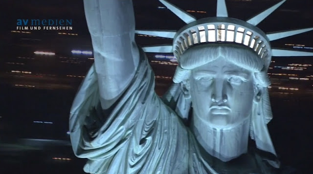 Close up photo of Statue of Liberty