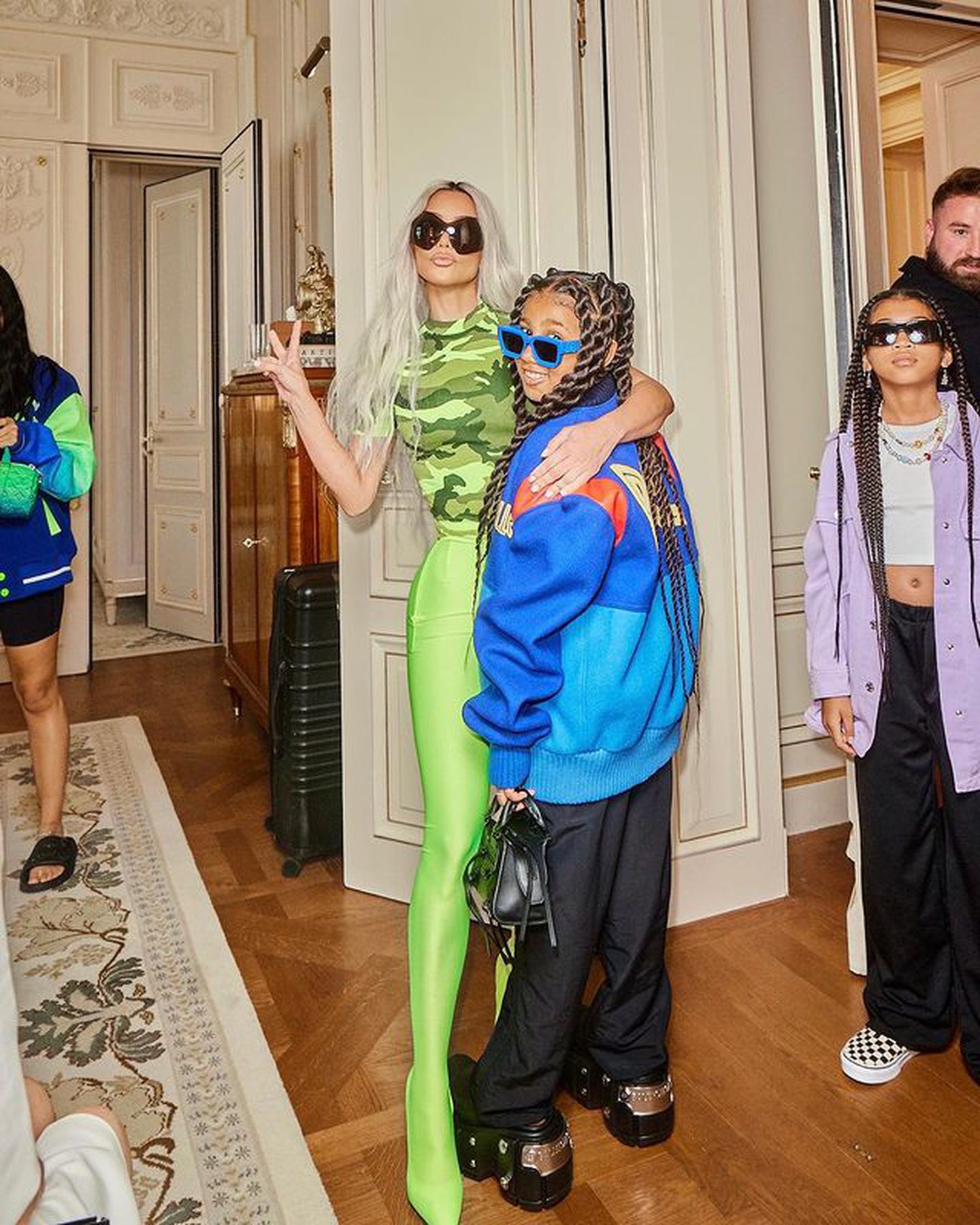 Oriana Sabatini y Kim Kardashian coinciden en tendencias: el look camuflaje de Balenciaga