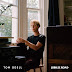 [News] Tom Odell anuncia data de lançamento do novo álbum "Jubilee Road"