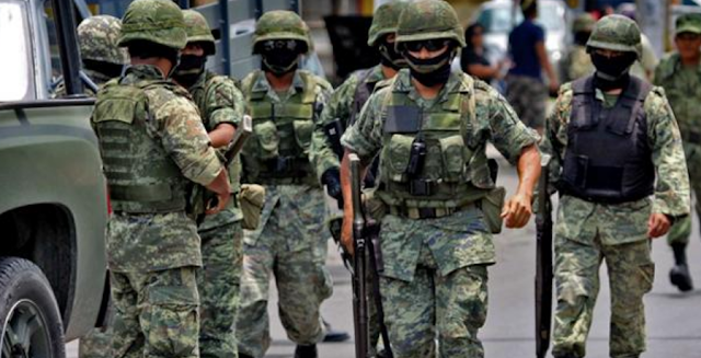 Los militares fueron atacados a balazos durante el operativo buscan a "El Marro" en Juventino Rosas Guanajuato.