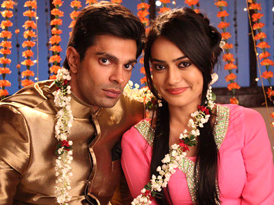 Asad & Zoya Couple HD Wallpapers Free Download