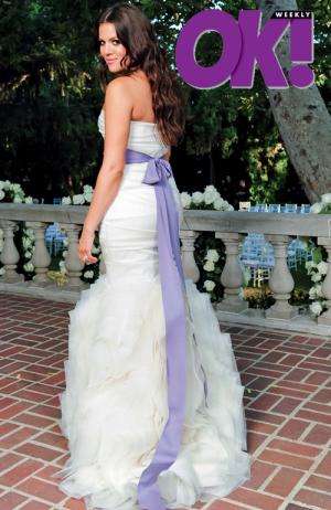 Celebrity Wedding Pictures on Kardashian   Celebrity S Wedding Gown  Vera Wang    Wedding Gowns