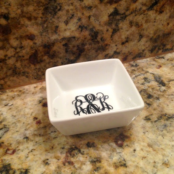 This little petite jewelry dish would be a delightful addition to any ...