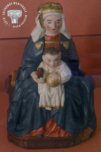 DIJON (21) - Musée d'Art Sacré : Vierges à l'Enfant (XVe siècle)