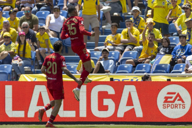 crónica las palmas 0 sevilla 2