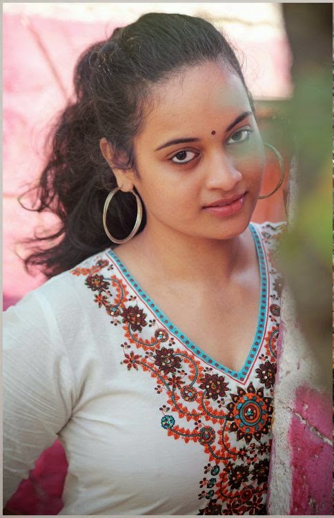 Actress SujaVarunee Latest Images