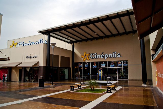 ▷ Cómo comprar boletos en Cinepolis  ¡Con descuento! 